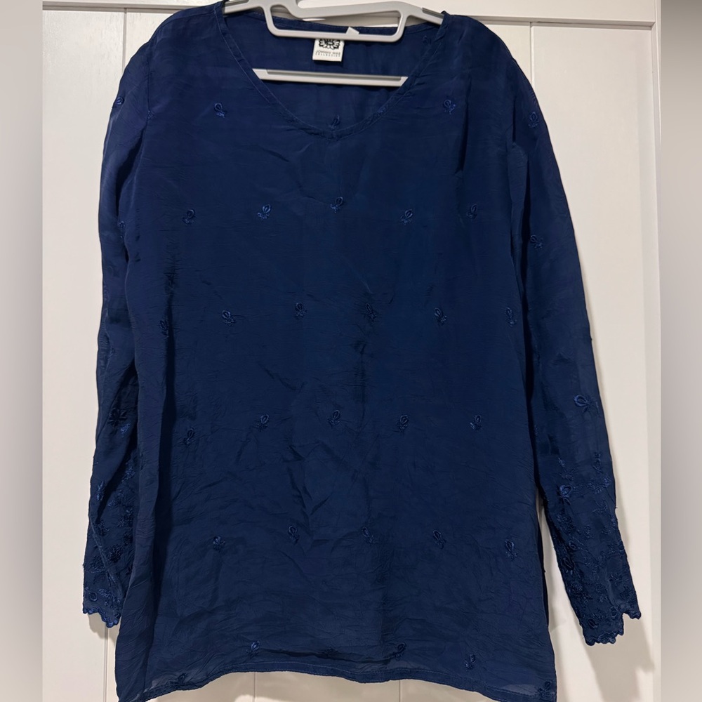 Johnny Was small embroidered long sleeve shirt navy blue gauze and lightweight